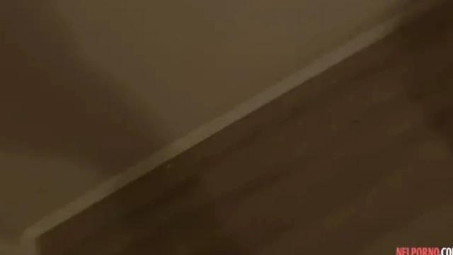 Ateşli Konuşmalı Yeliz - Ofis Masasında Sıradışı Deneyim Sahneleri